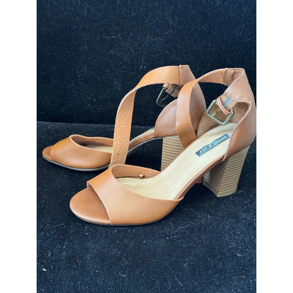 Parker & Sky Womens Tan Faux Leather Ankle Strap Block Heel Sandals Size 8